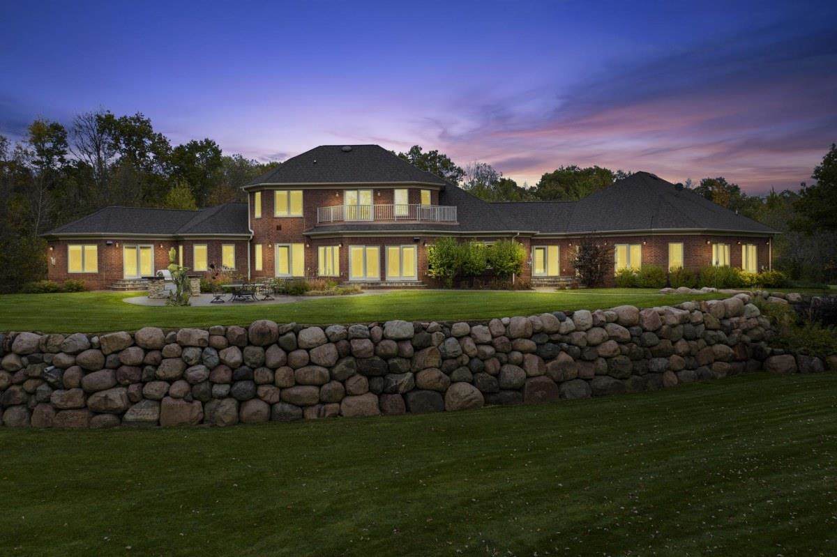 2688 Scenic Drive - Photo 1