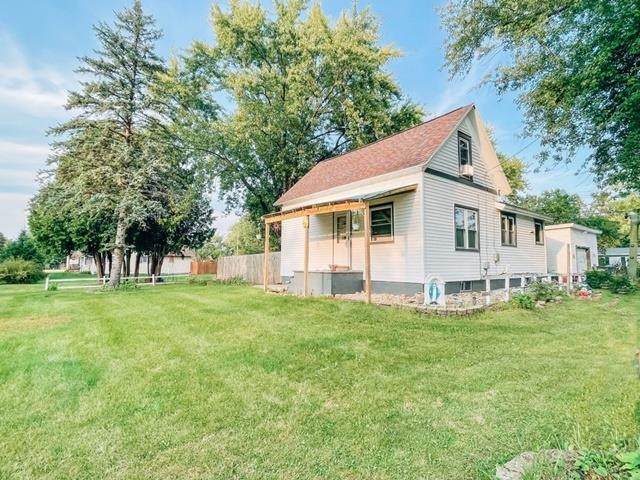 2551 5TH STREET SOUTH - Photo 1