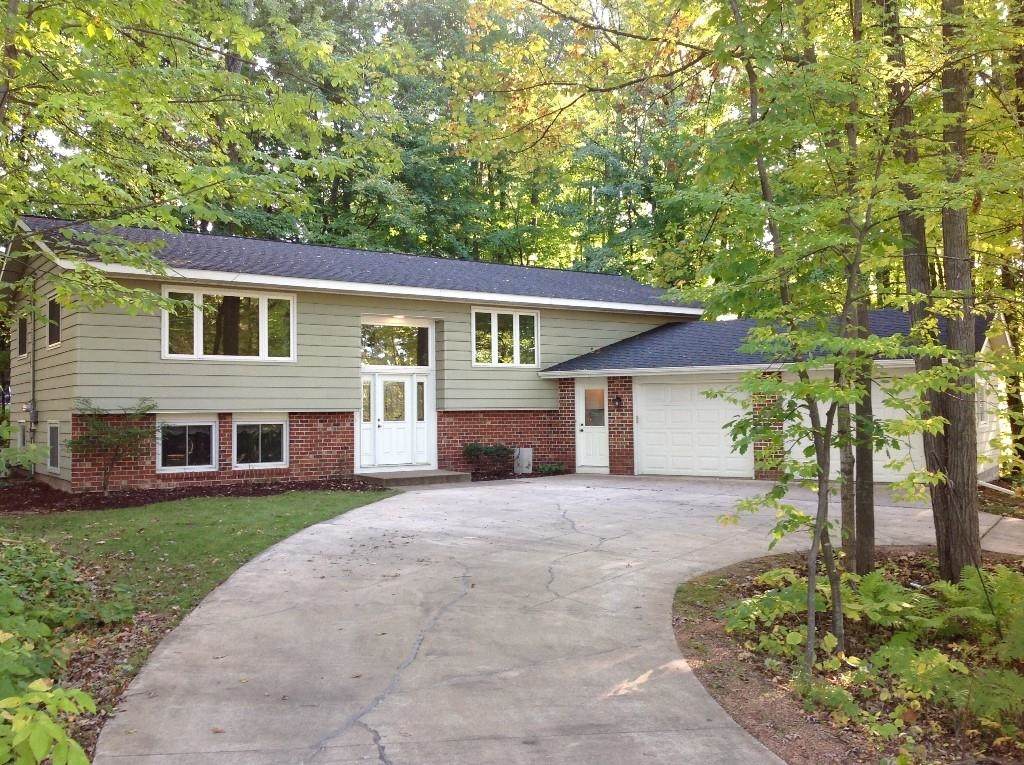 4315 Douglas Lane - Photo 1