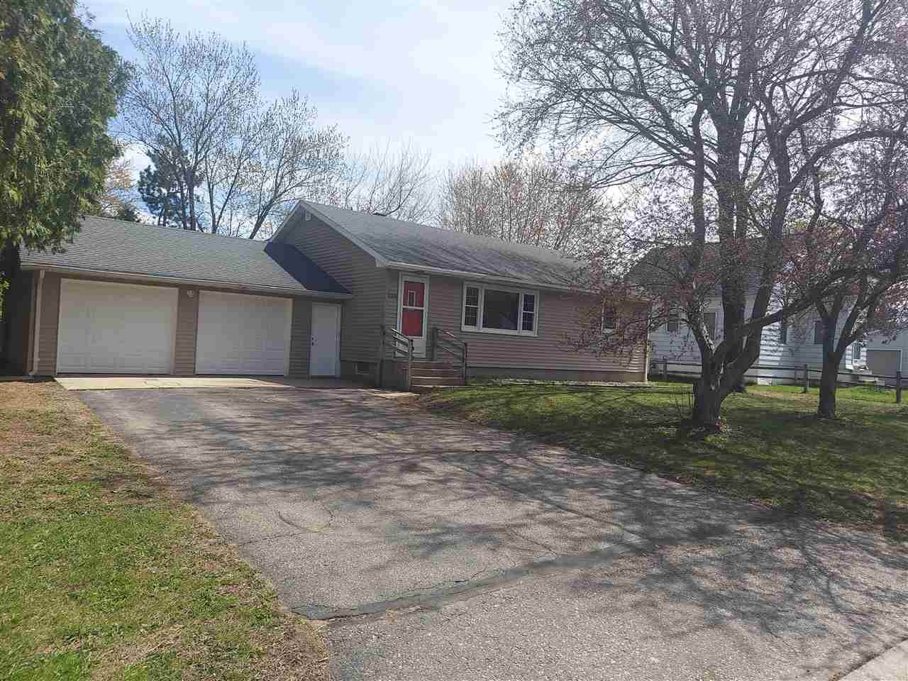 1331 18TH AVENUE - Photo 1