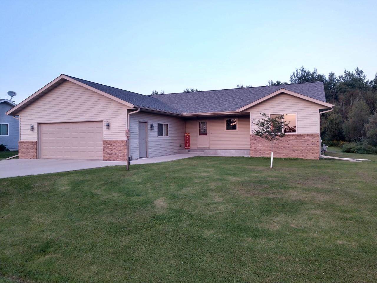 402 Washington Street - Photo 1