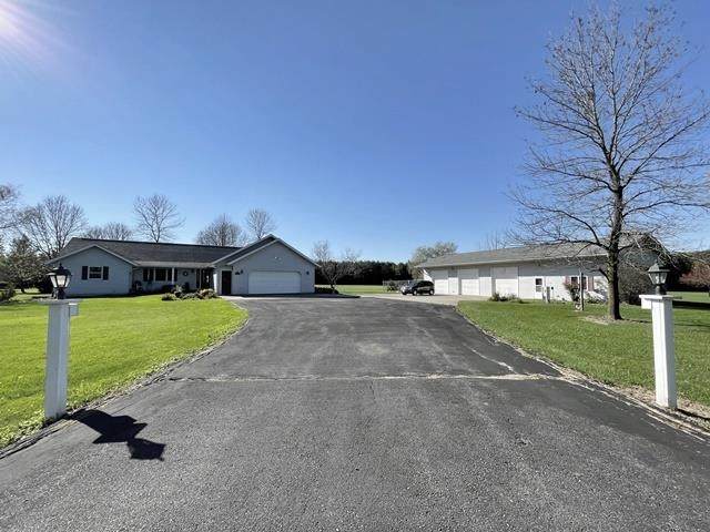 11963 Roberta Lane - Photo 1