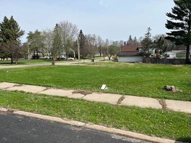 505 Walnut Avenue - Photo 1