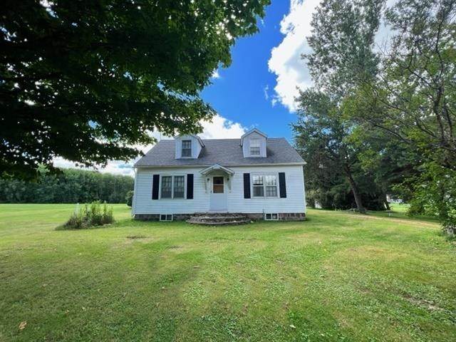 1612 Veterans Parkway - Photo 1