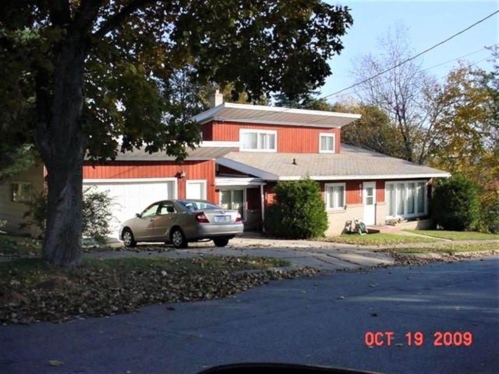 814 Hillcrest Avenue - Photo 1