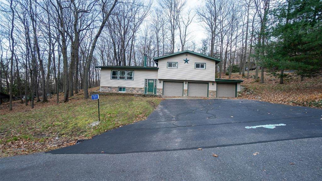 151711 Daffodil Lane - Photo 1