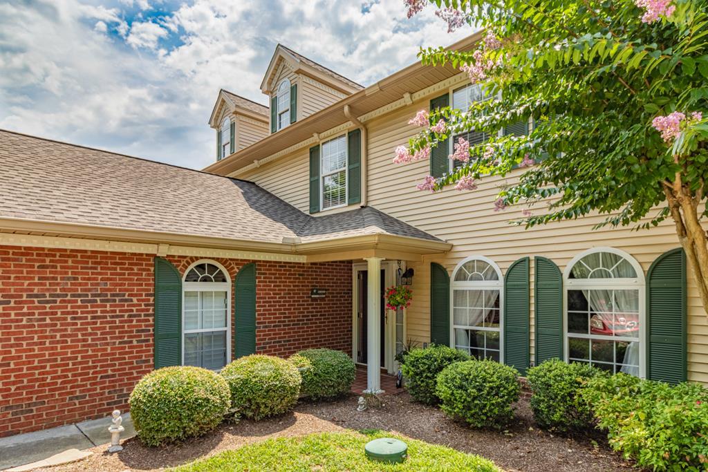 1695 North Summit Drive - Photo 1