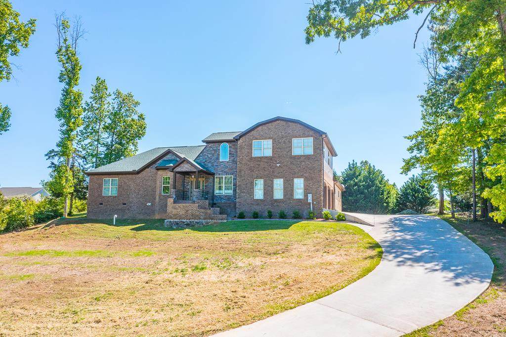 187 Heritage Circle - Photo 1