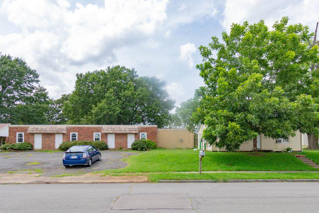 1024 Saint Charles Street - Photo 1
