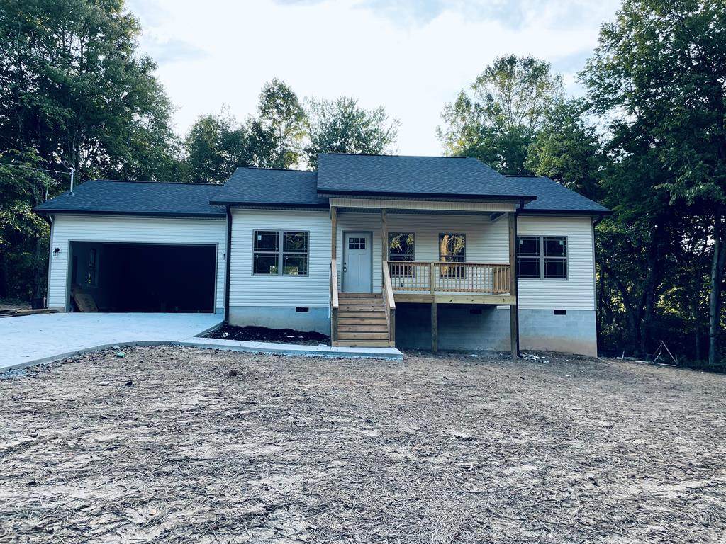 190 Julie Lane - Photo 1