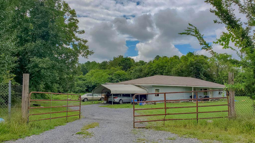 3684 Chatsworth Hwy - Photo 1