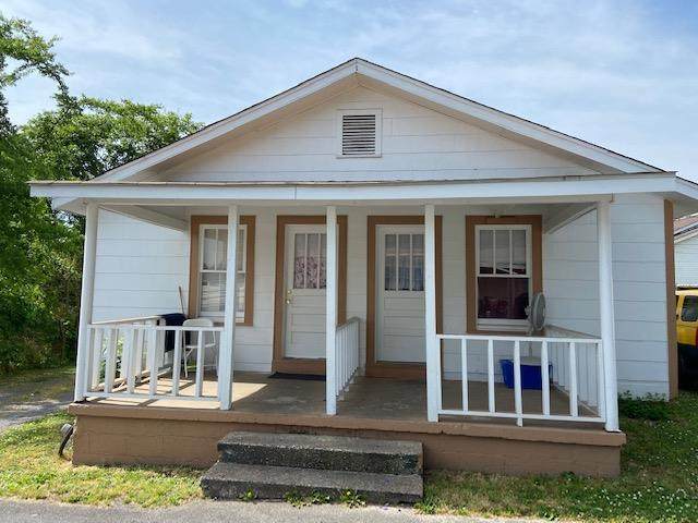 205 Edgewood Ave - Photo 1