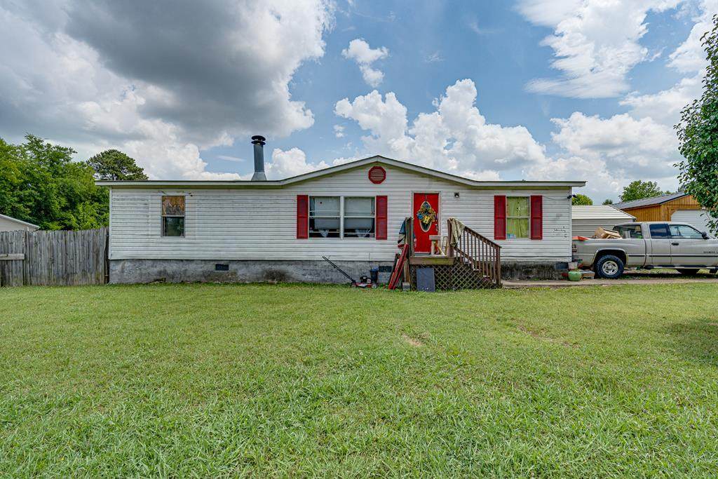 333 Pat Webb Circle - Photo 1