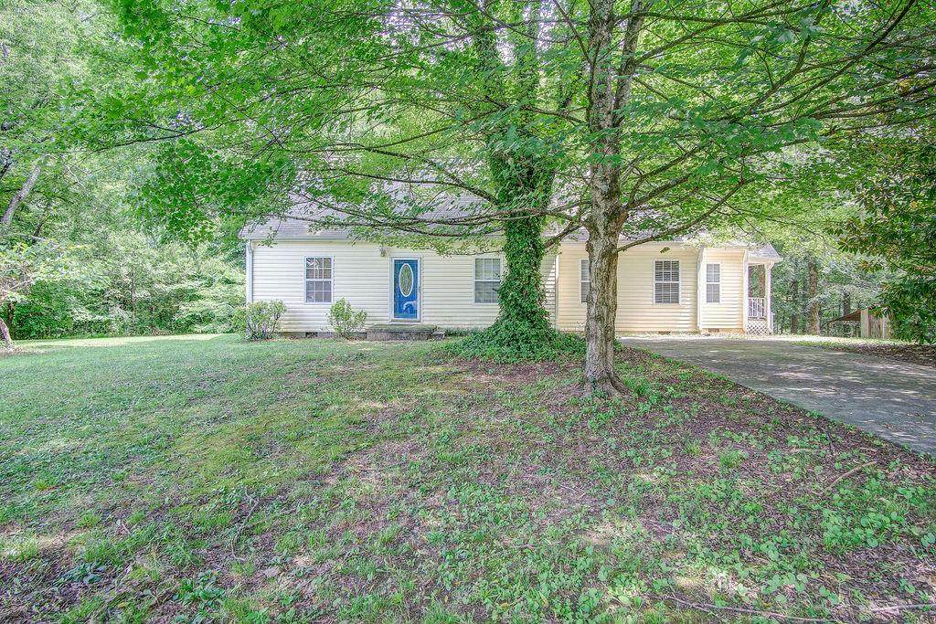 99 Ellis Drive - Photo 1