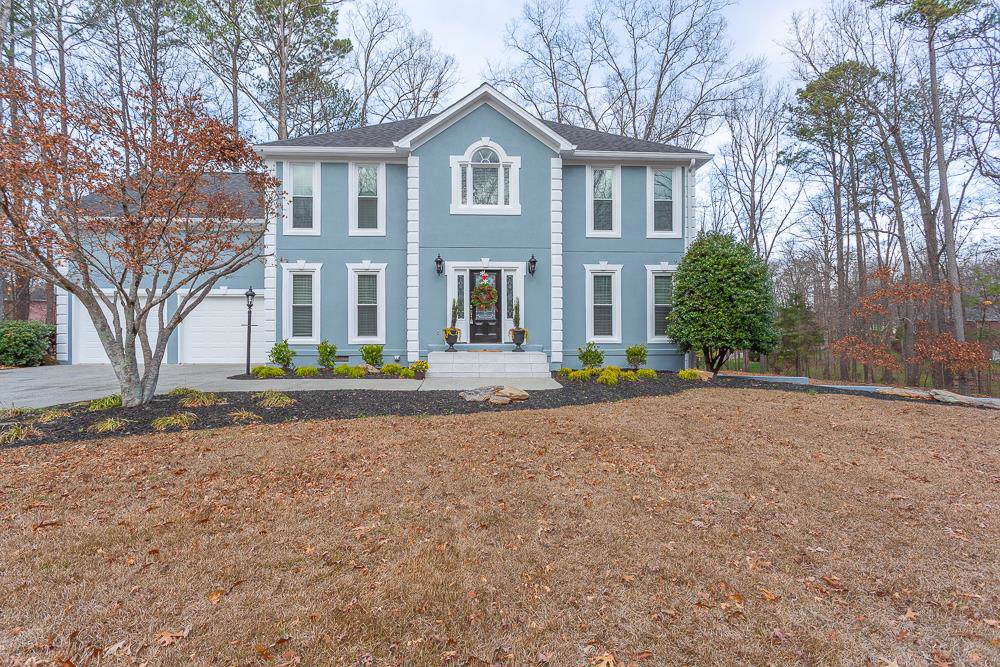 709 Blue Springs Drive - Photo 1