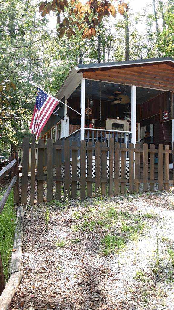 5 10th Street - Photo 1