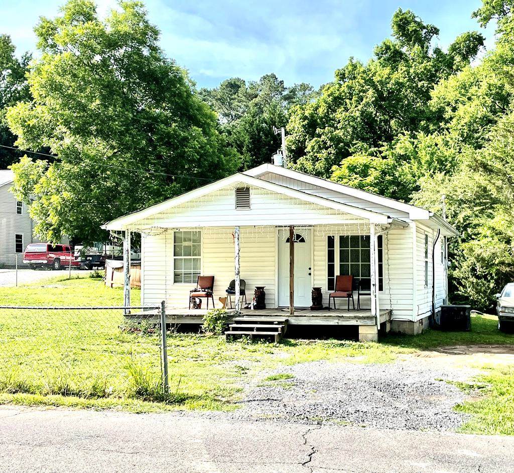138 Richardson Drive - Photo 1
