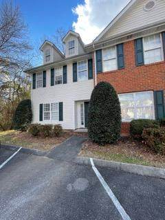 2206 Old Ivy Way - Photo 1