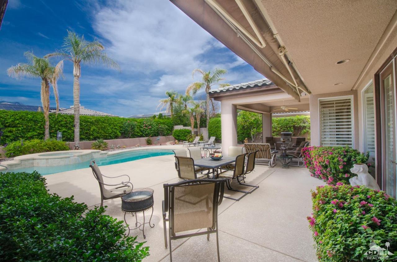 7 Victoria Falls Drive - Photo 1