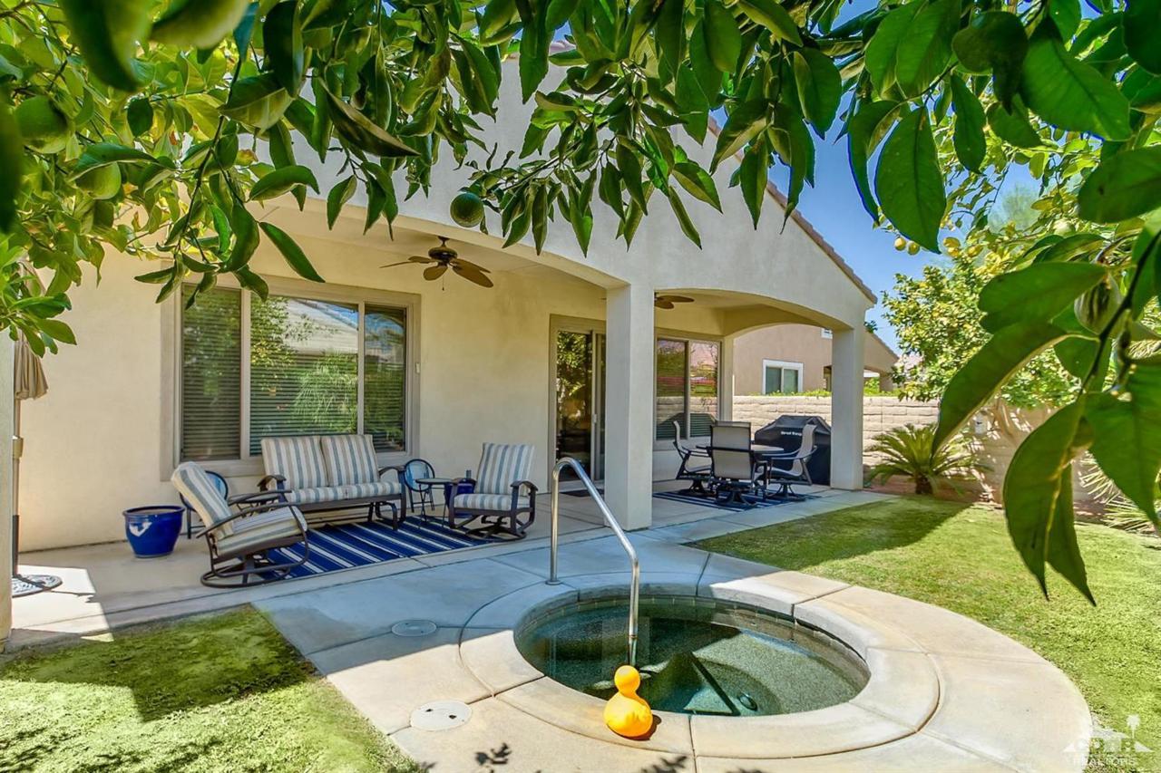 81952 Avenida Dulce - Photo 1