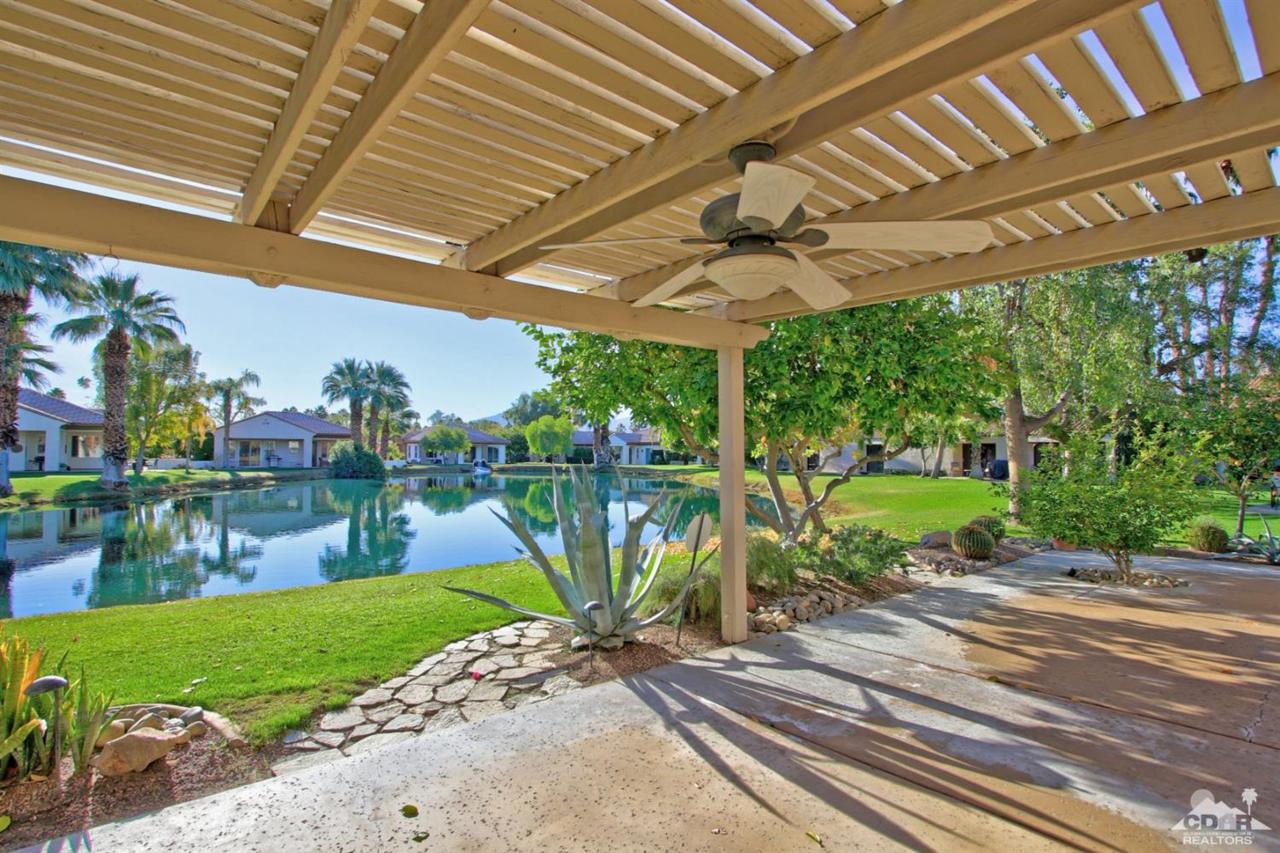 374 Wimbledon Drive - Photo 1