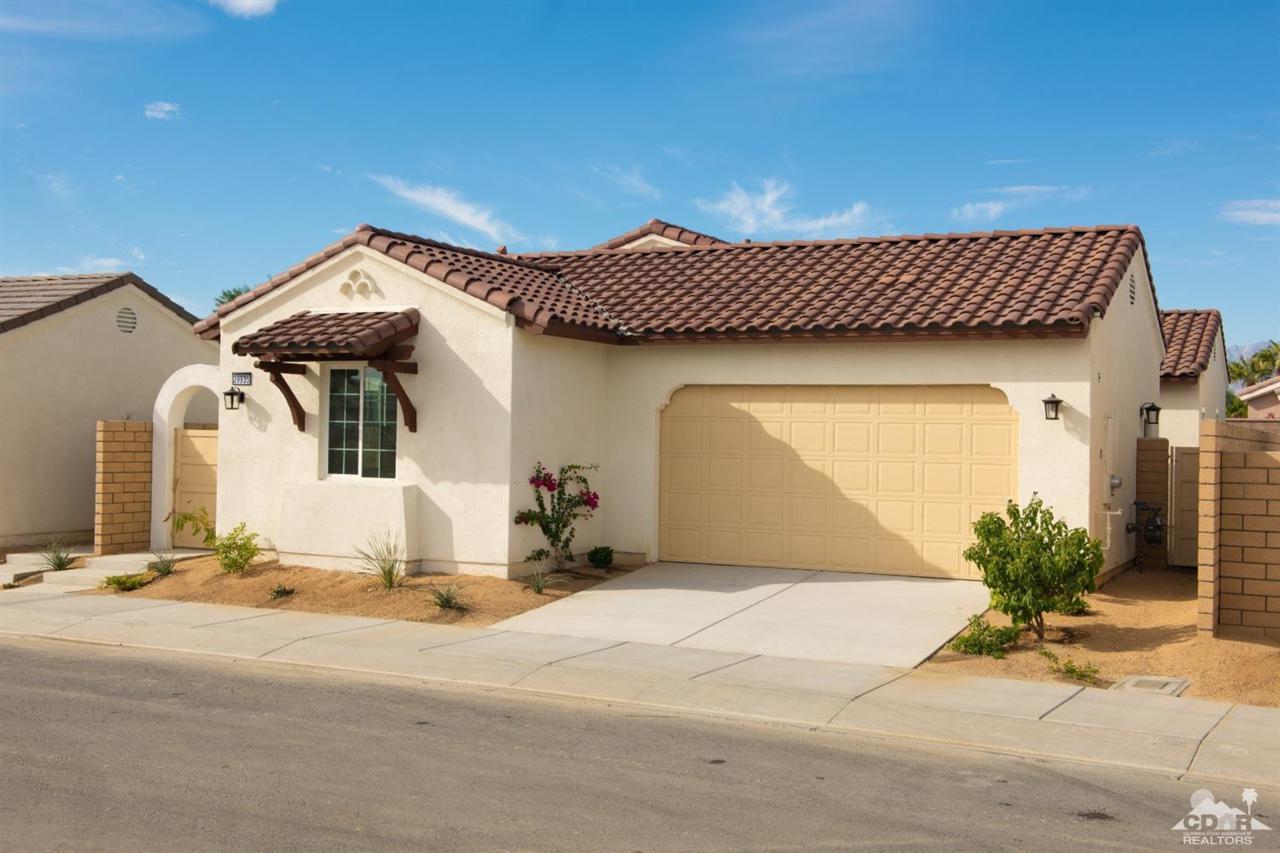 39935 Alba Way - Photo 1
