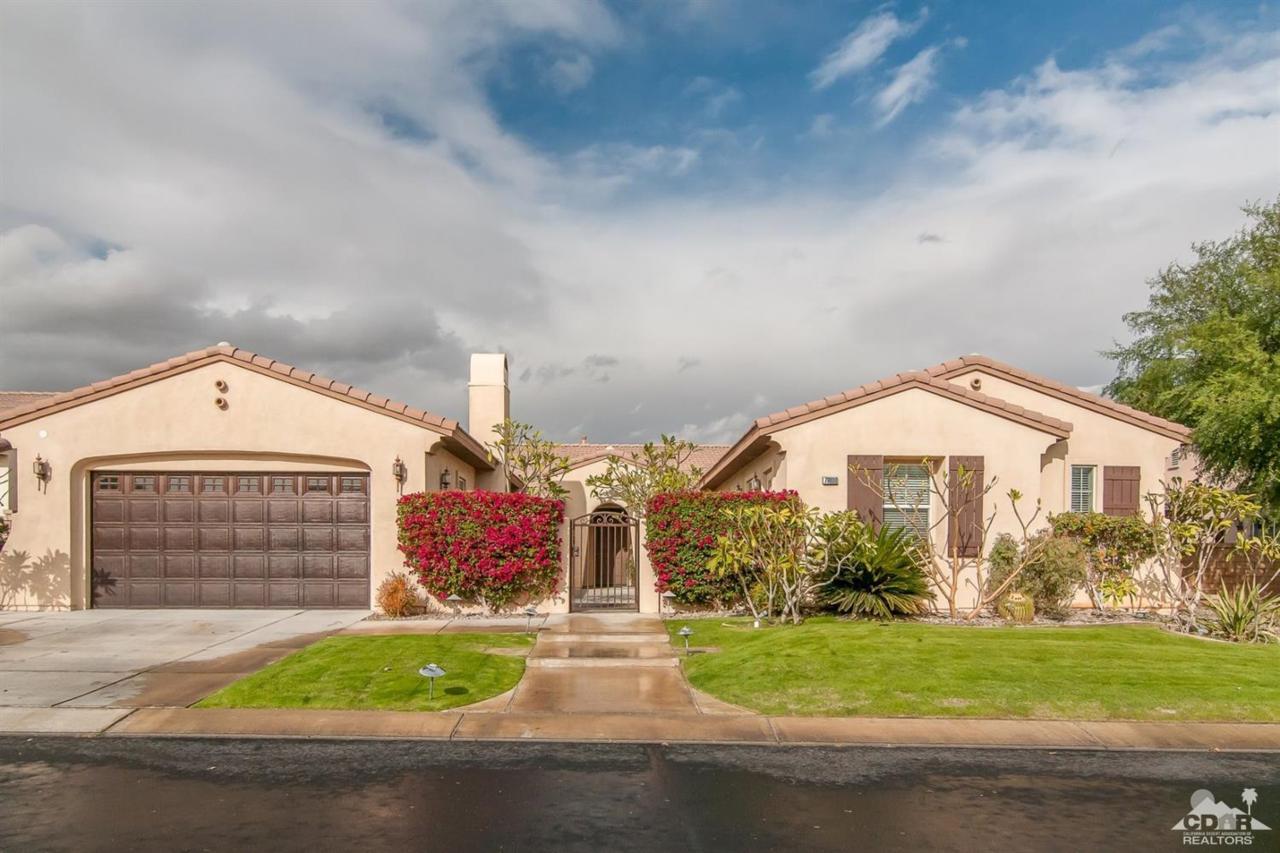 79800 Amalfi Drive - Photo 1