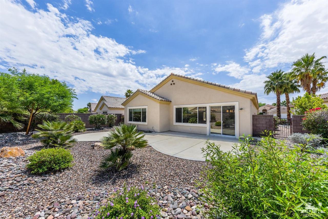78688 Rainswept Way - Photo 1