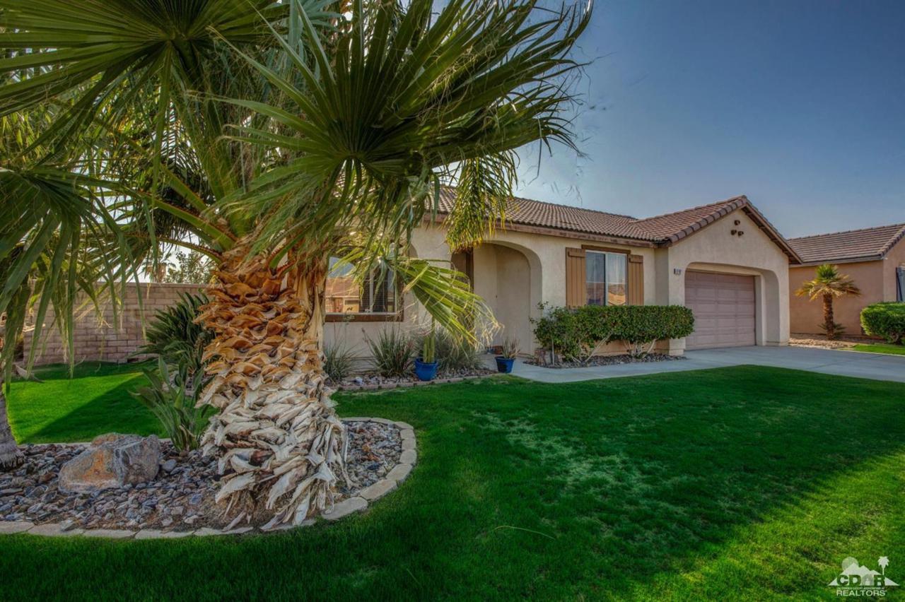 47497 Manteca Court - Photo 1