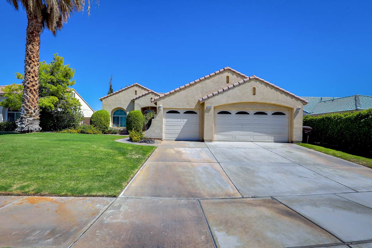 27870 Tangelo Street - Photo 1
