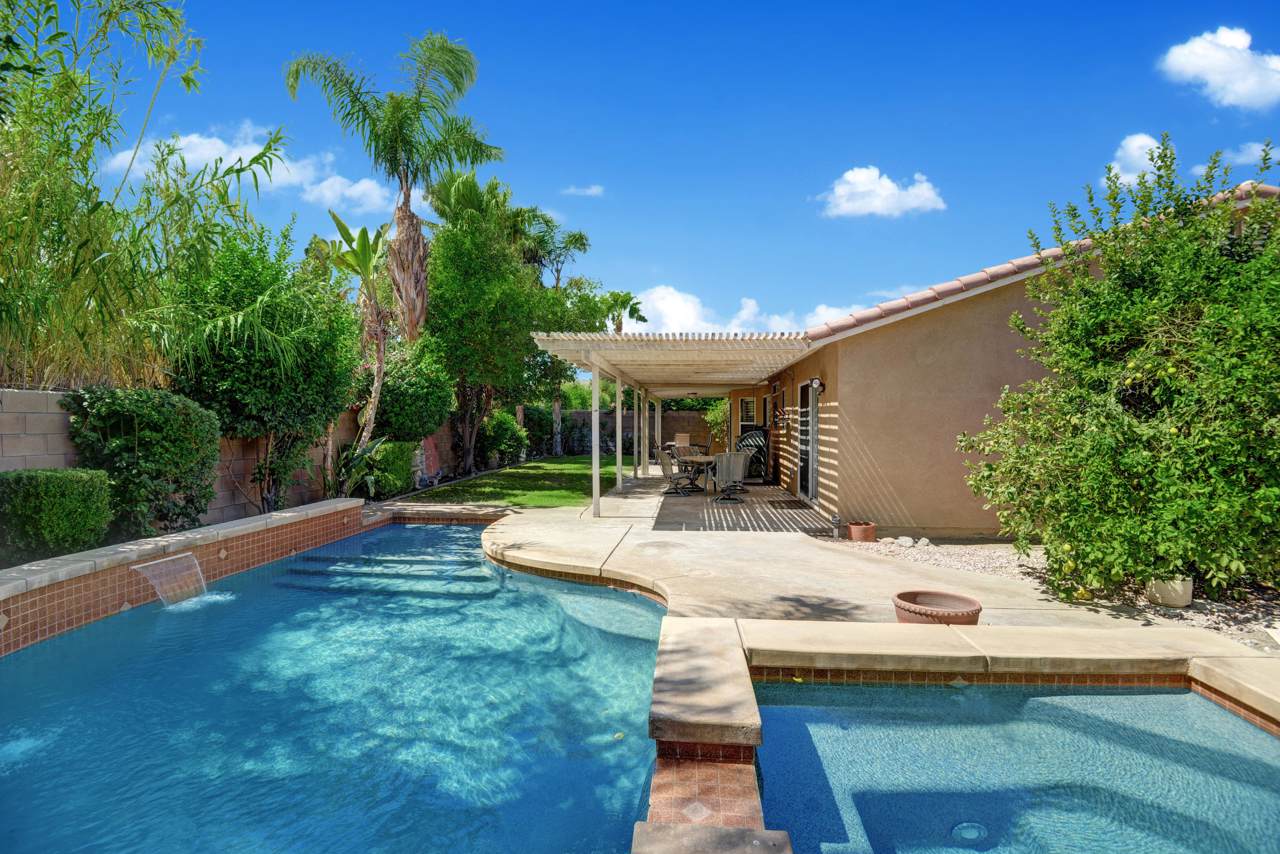 81073 Aurora Avenue - Photo 1