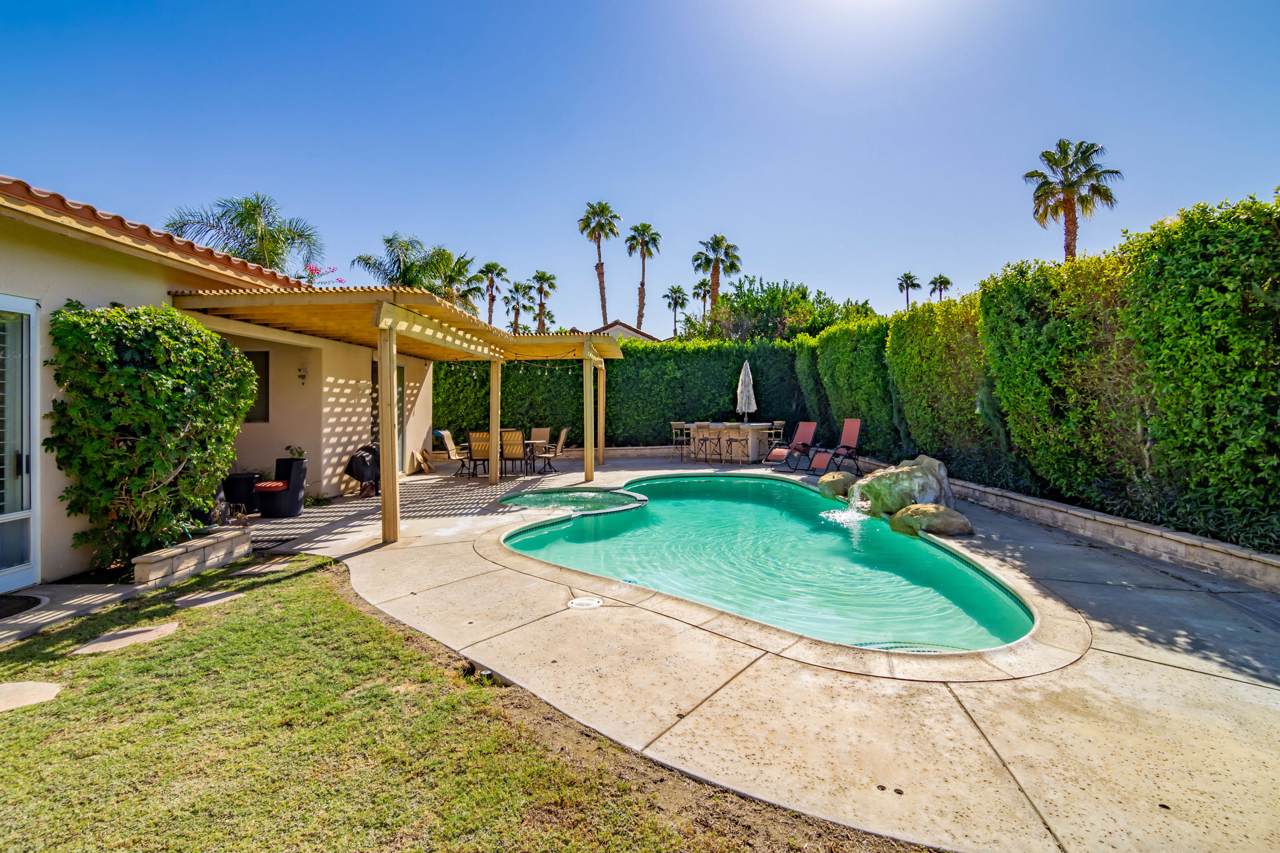 87 Sedona Court - Photo 1