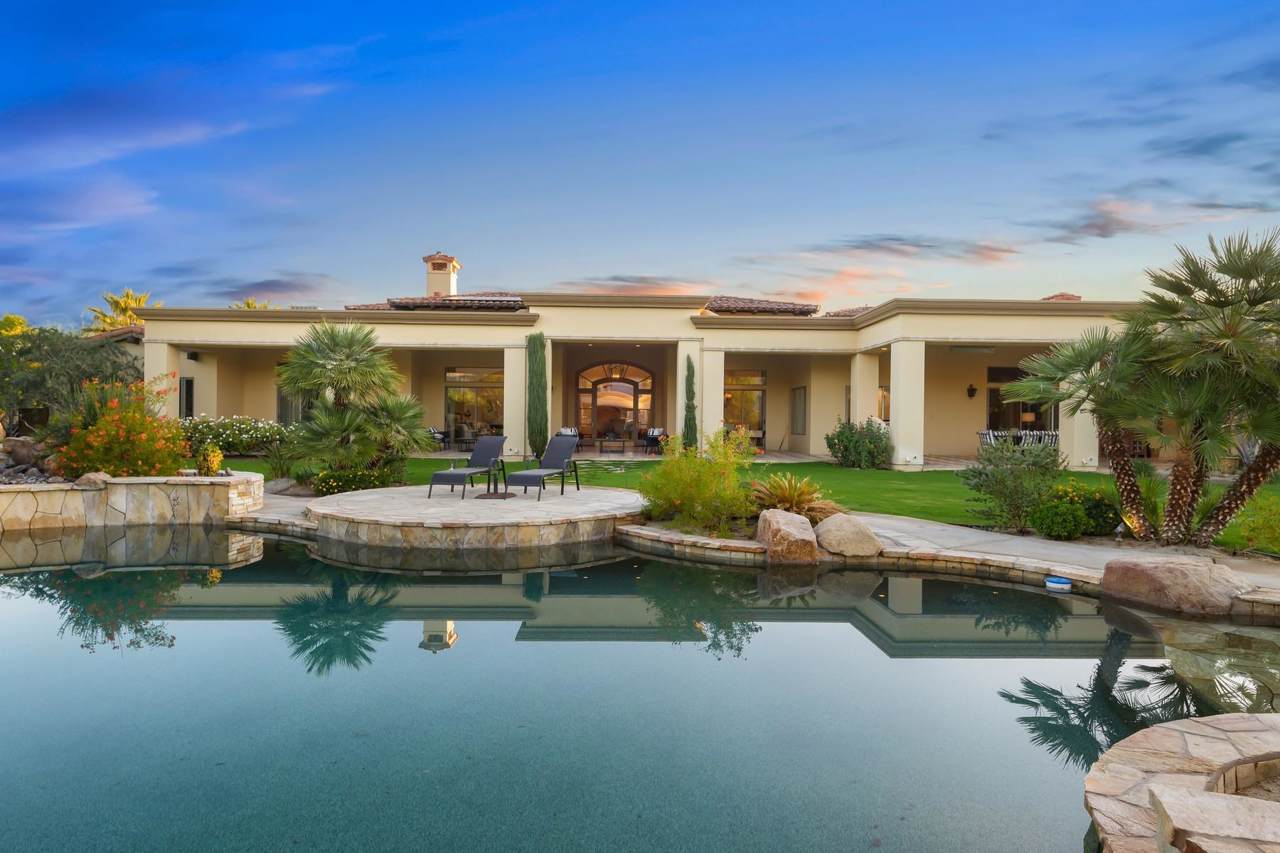 1 Beach Dunes Court - Photo 1