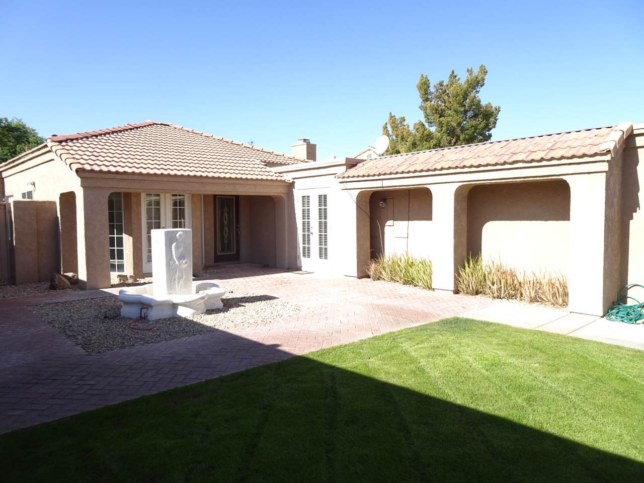 44359 Capri Court - Photo 1