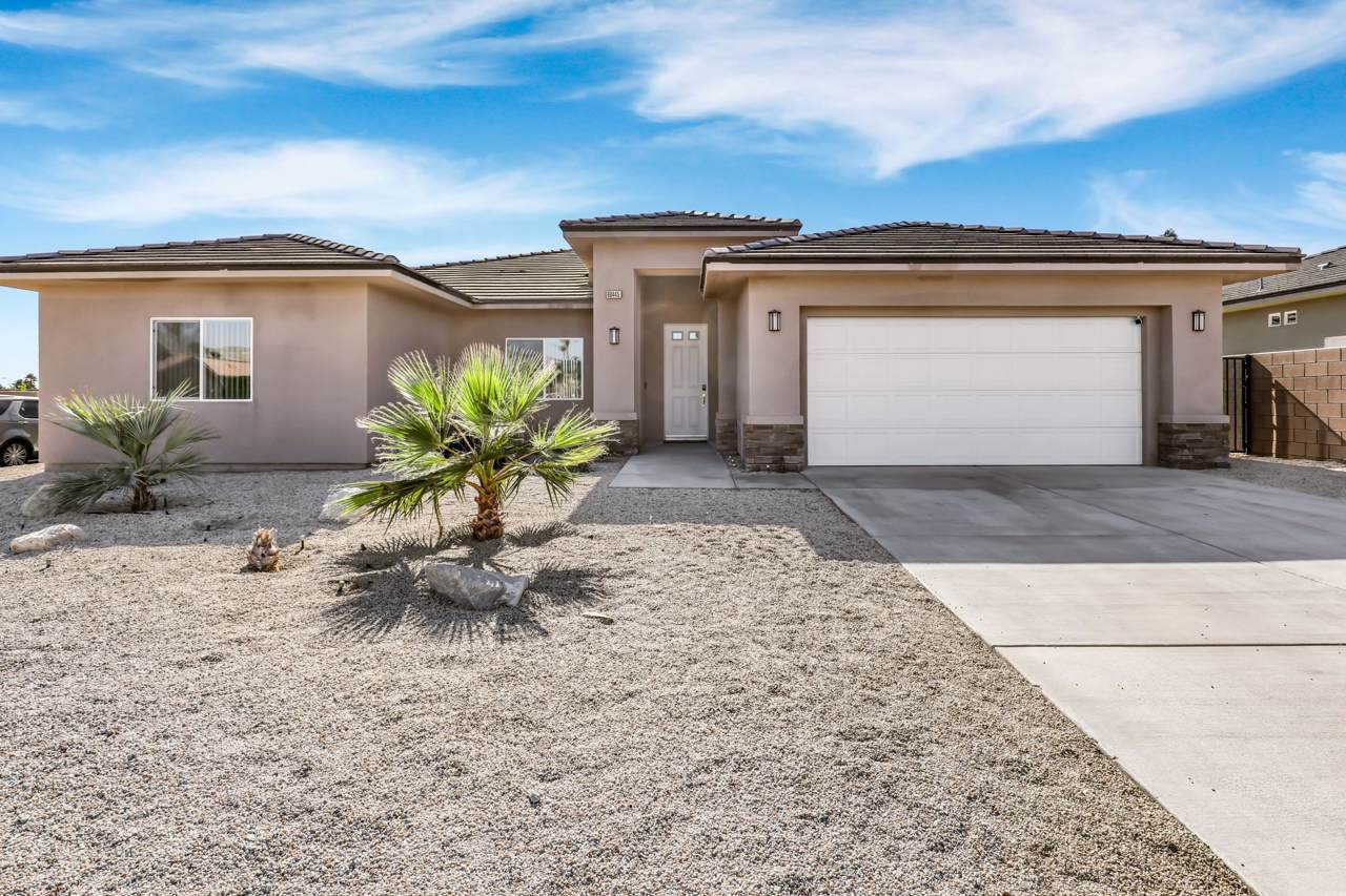 68445 30th Avenue - Photo 1