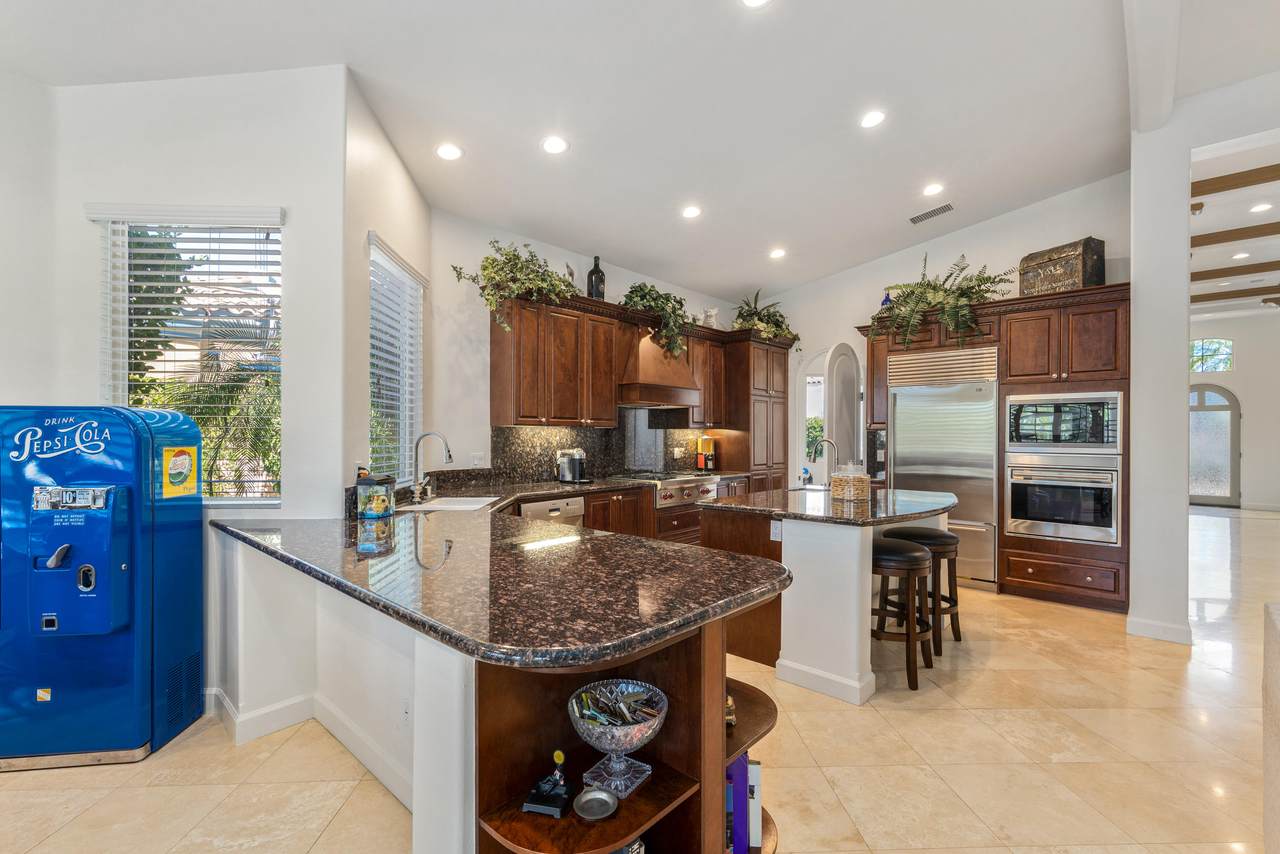 6 Porto Cielo Court - Photo 1