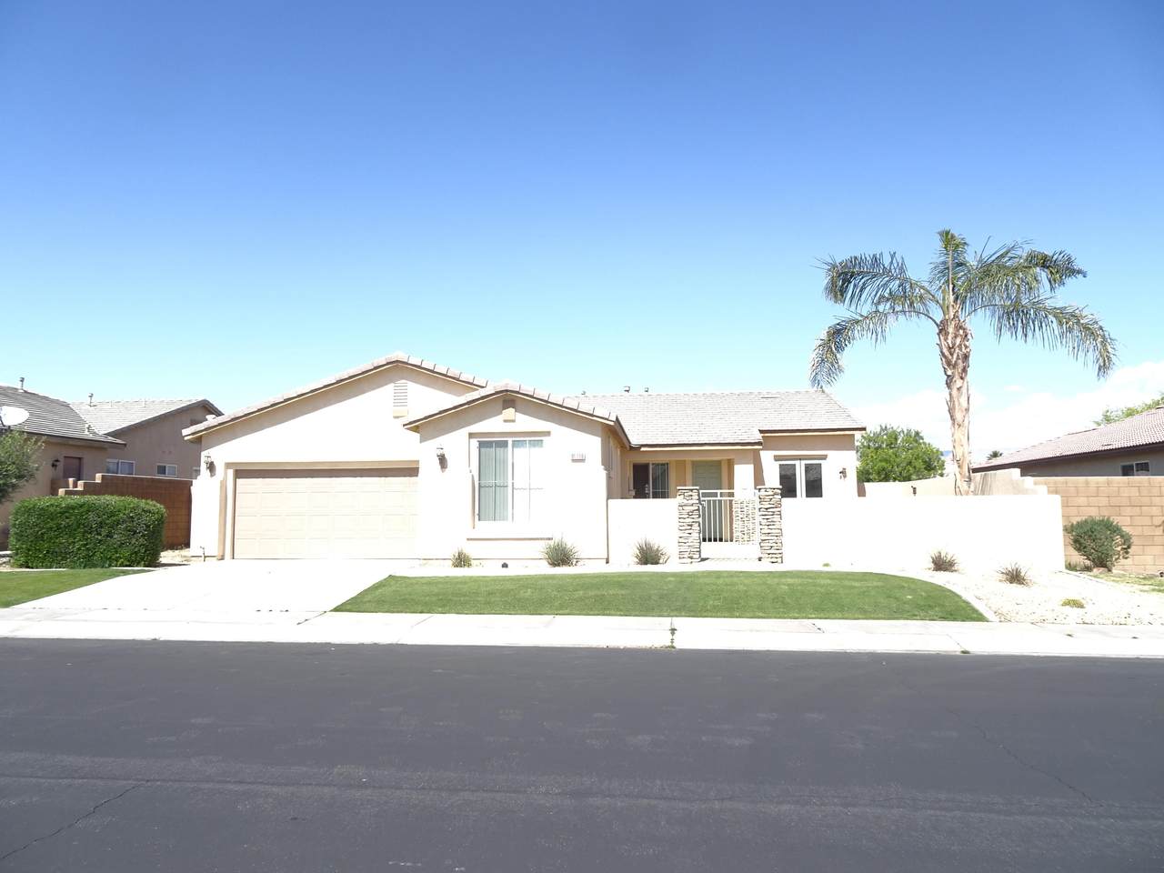 81116 Avenida Fayelynne - Photo 1