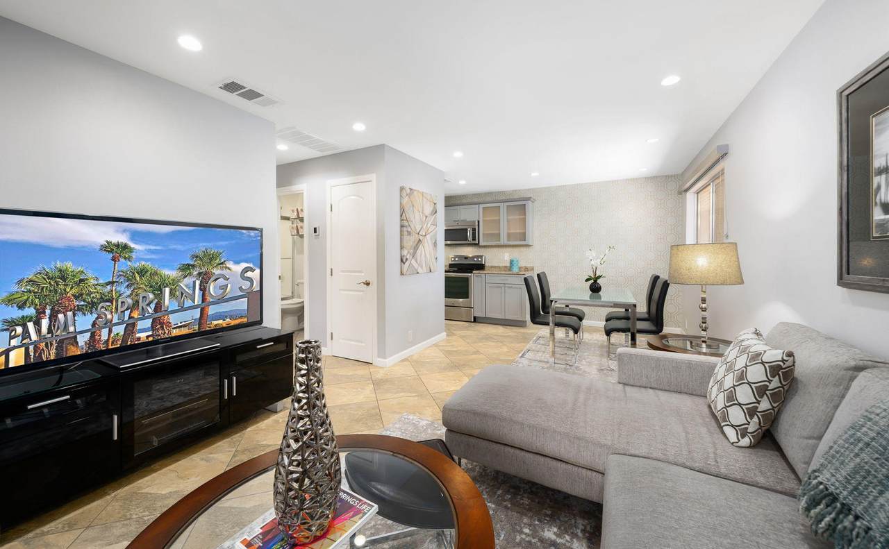 510 Villa Court - Photo 1
