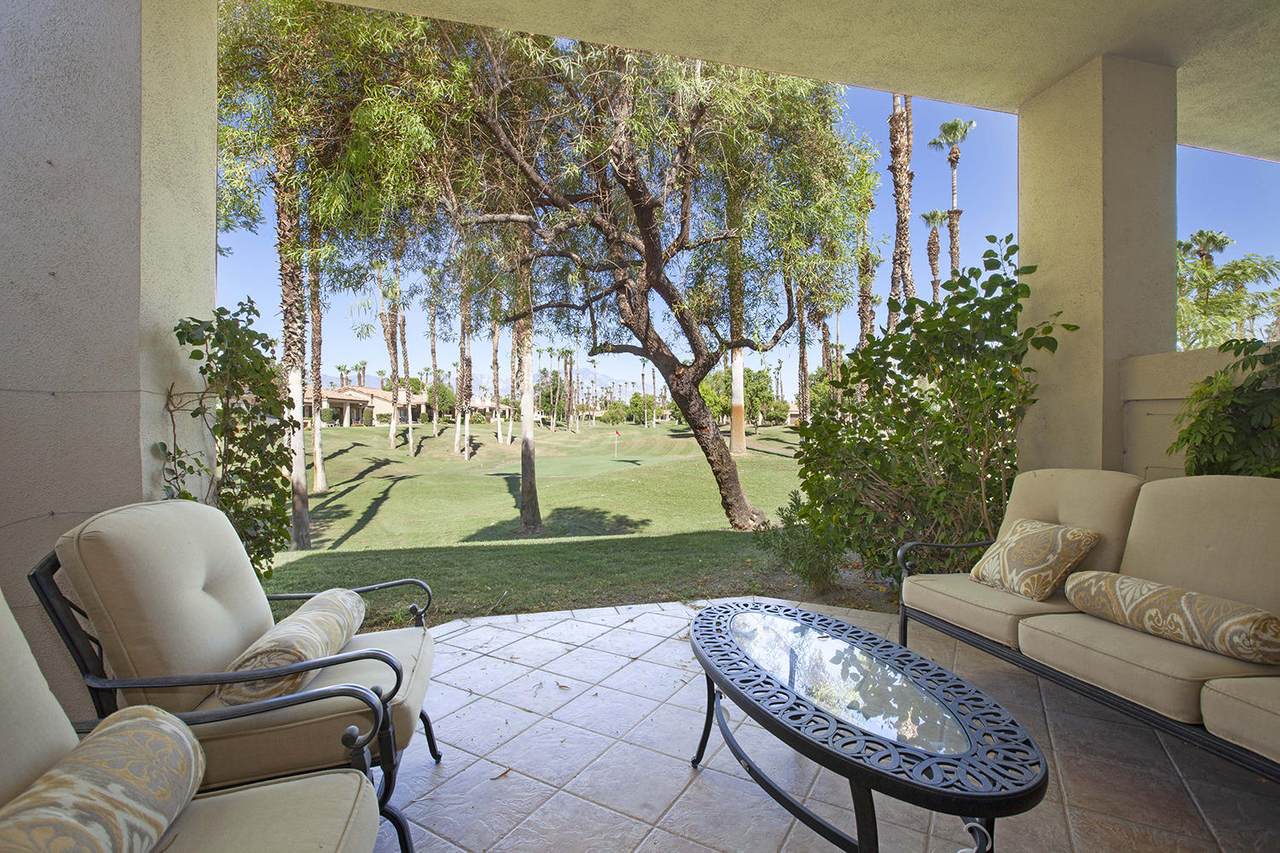 38999 Wisteria Drive - Photo 1