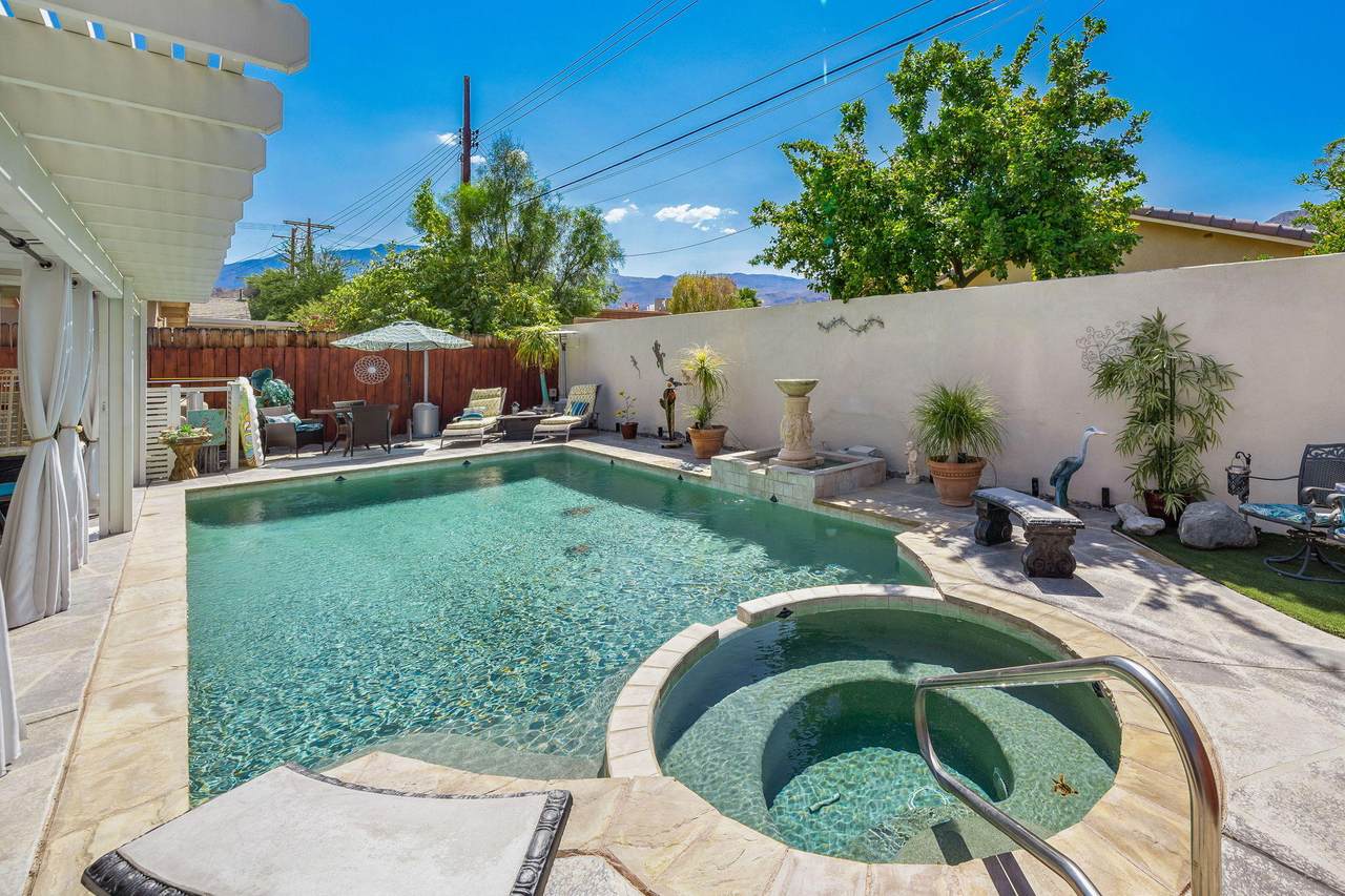 53155 Avenida Mendoza - Photo 1