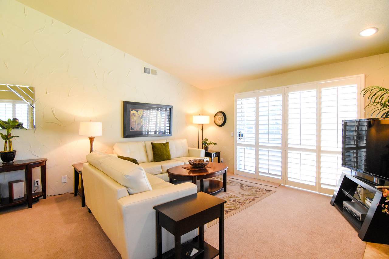375 Muirfield Drive - Photo 1