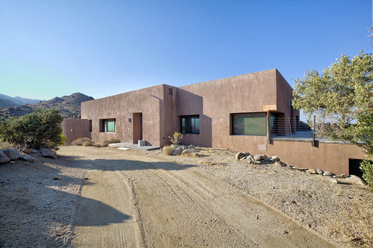 57925 Bighorn Drive - Photo 1