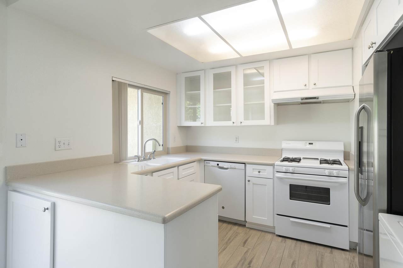73237 Rod Laver Lane - Photo 1