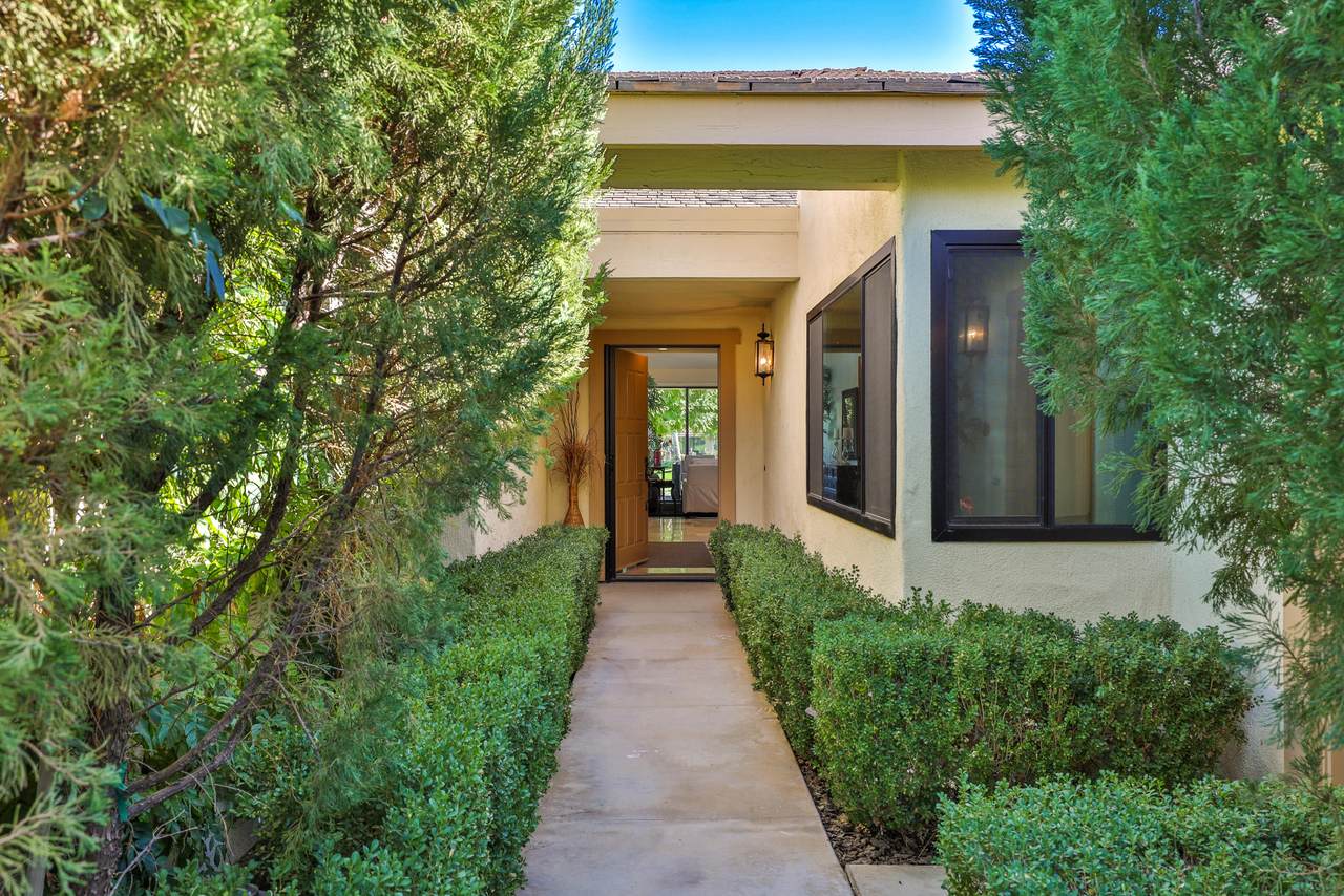 194 Madrid Avenue - Photo 1