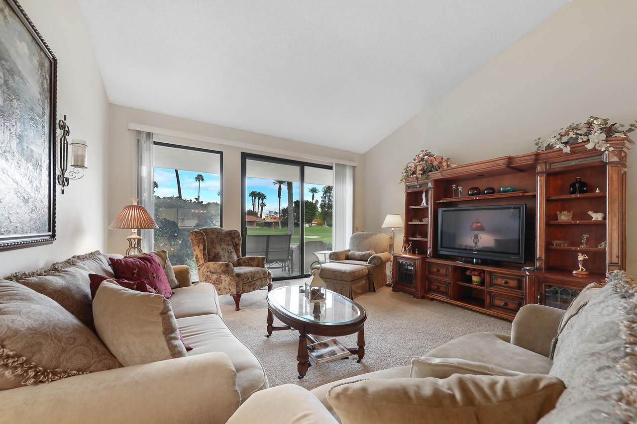 52 Majorca Drive - Photo 1