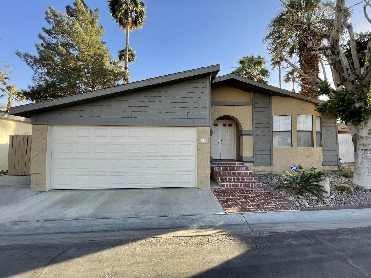 47800 Madison Street - Photo 1