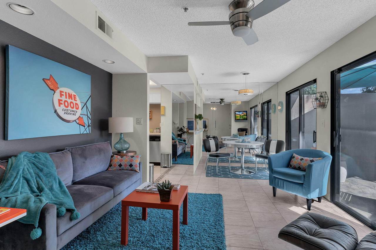 476 Village Square - Photo 1