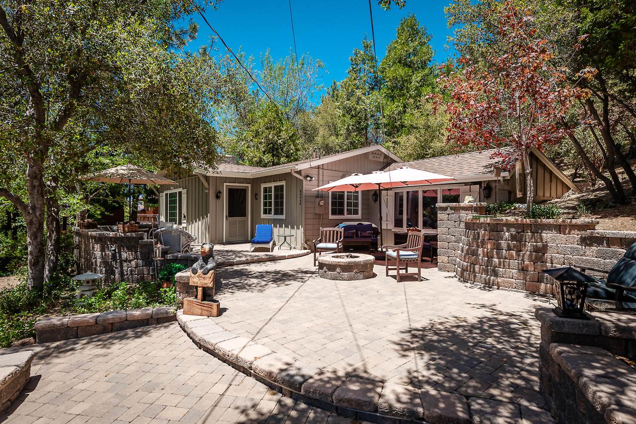 54440 Valley View Drive - Photo 1