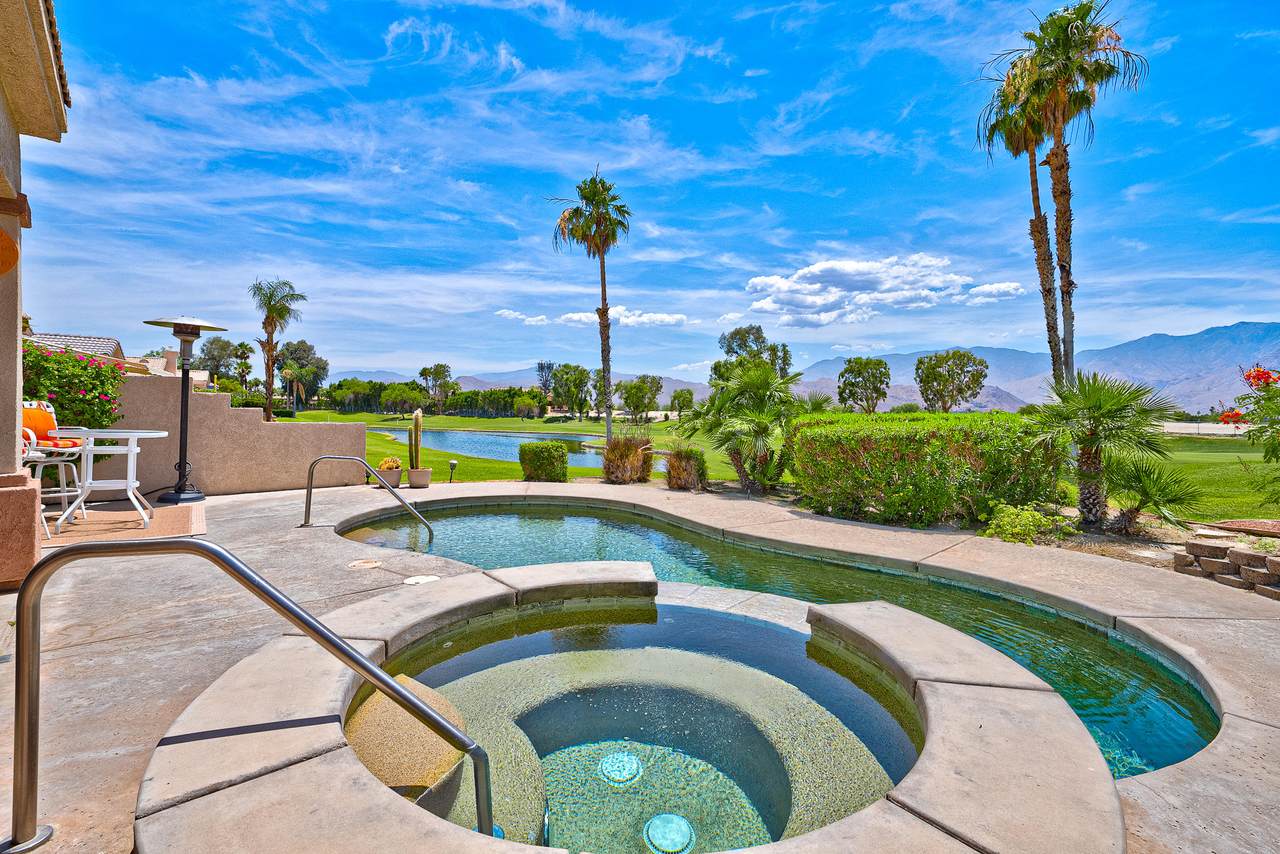 29543 Laguna Drive - Photo 1