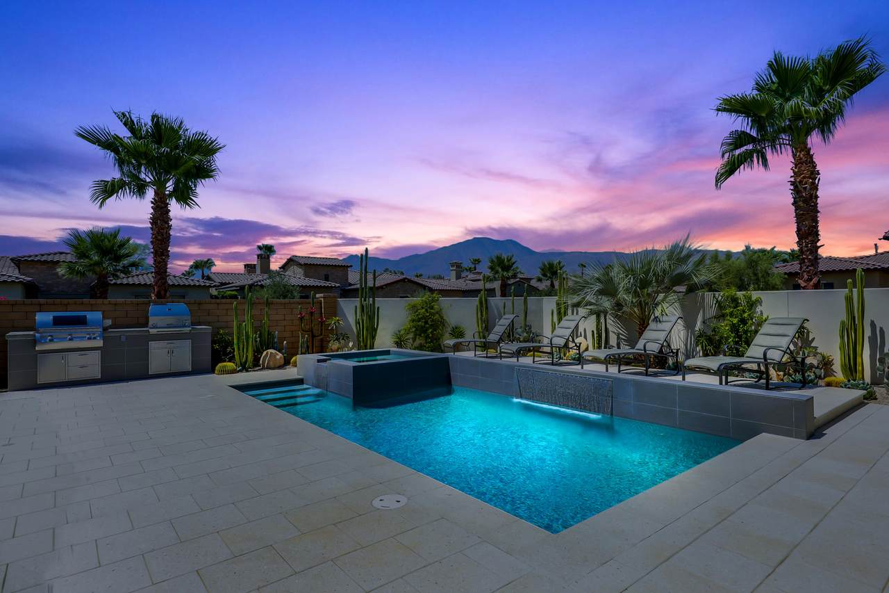 55140 Spring Creek Court - Photo 1